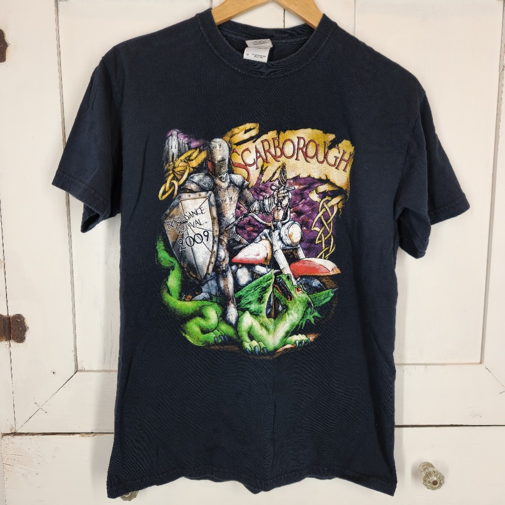 2009 Scarborough Renaissance Festival Graphic T Shirt Knight Dragon Motorcycle